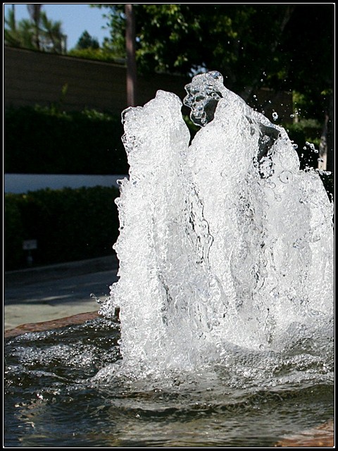 Fountain Frozen