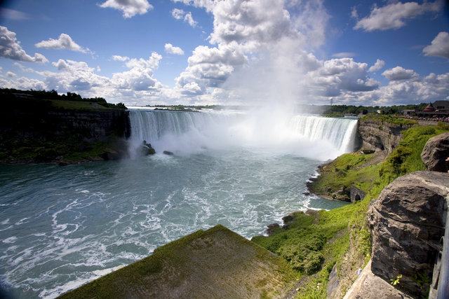 Niagara Summer