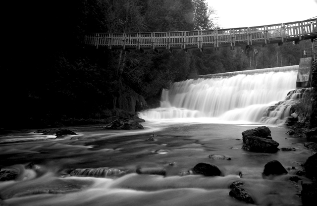 Dragon-Falls.jpg