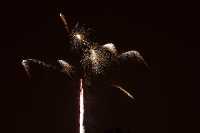 fireworks_00.jpg