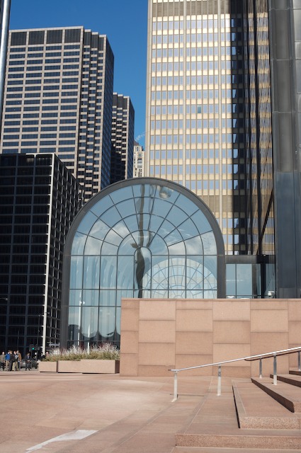 Day 22 - Base of Sears Tower