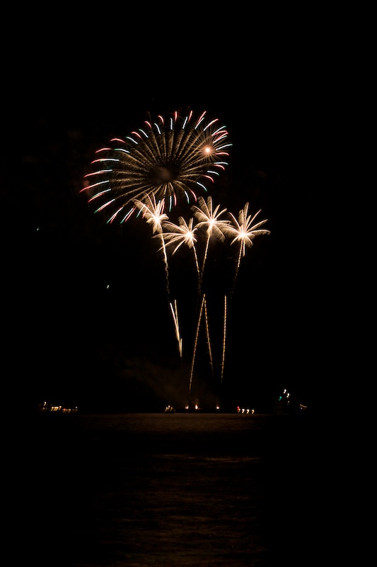 fireworks_03.jpg