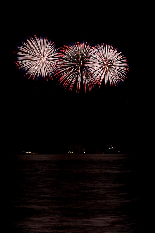 fireworks_02.jpg