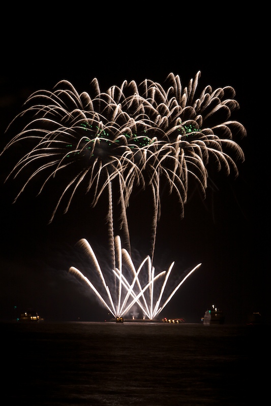 fireworks_06.jpg