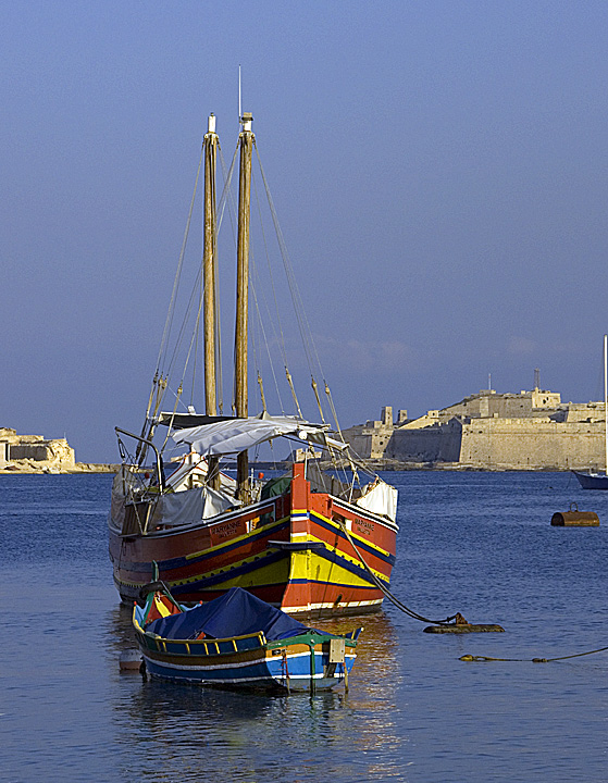 Boat & Valletta