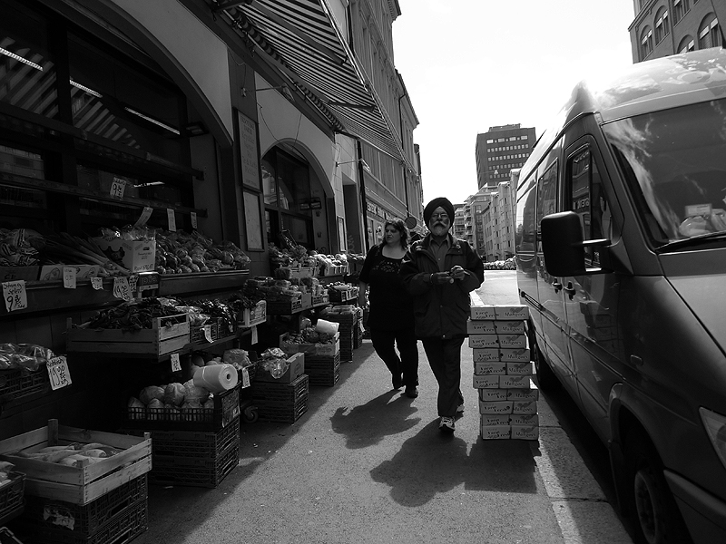 P1010411.fw.800.300