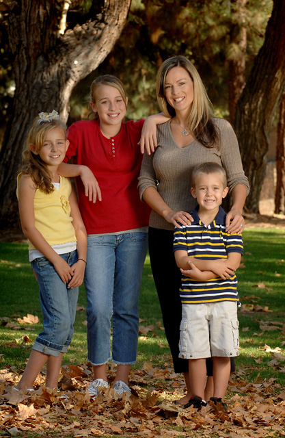 MUM-KIDS-002.jpg