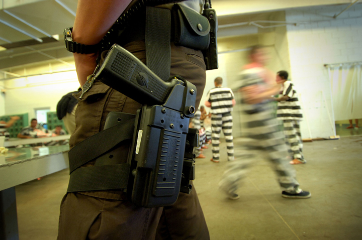 ARIZONA-PRISON-290107-dpc2.jpg