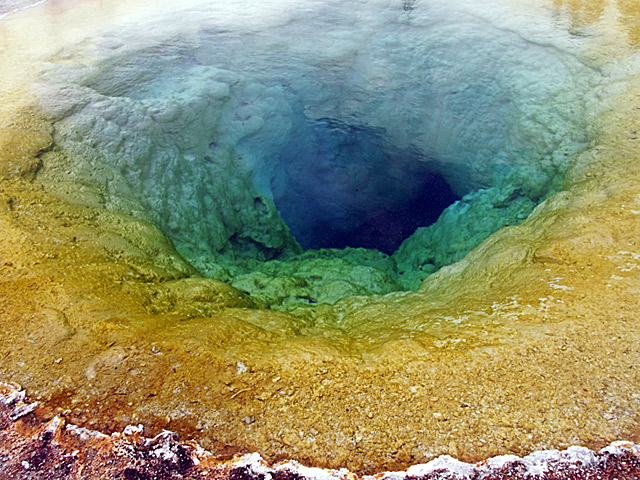 Morning Glory Hotspring