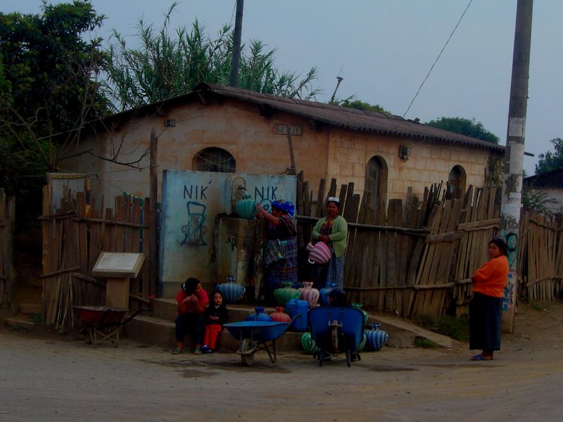 women getting water.JPG