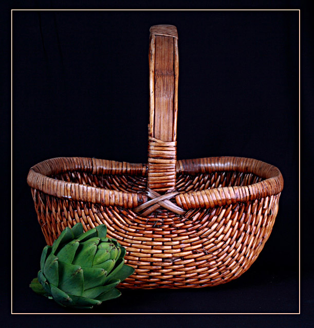 basket in color