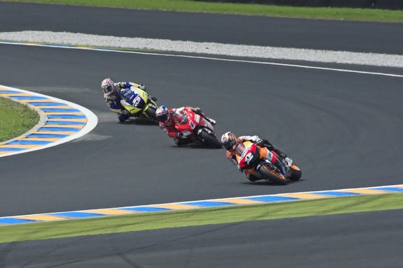 2008 MotoGP Le Mans 01.jpg