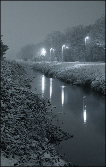 snowycanalblue.jpg