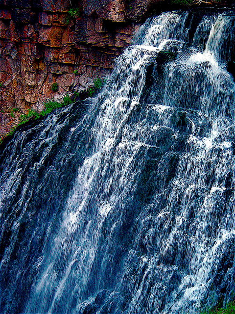 Yellowstone Waterfall