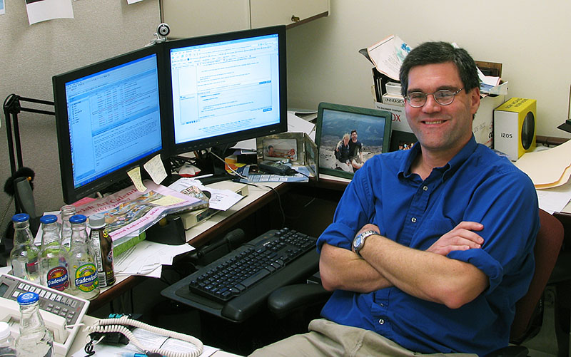 Day 21:  If a cluttered desk is the sign of a cluttered mind, what's an empty desk a sign of?