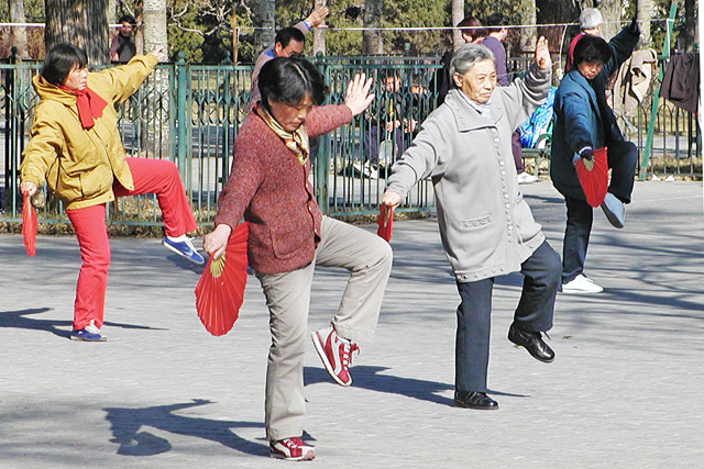Sunday morning in the Temple of Heaven Park