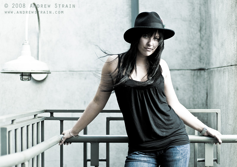 20080618_Parkade_Strobist_Melanie_1911_800.jpg