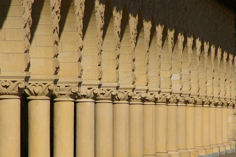 Stanford_Columns.JPG