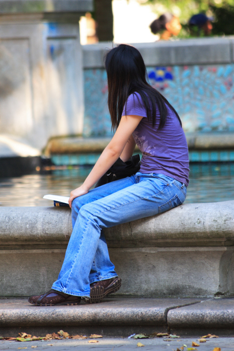 Girl Reading By Fountain_1.jpg