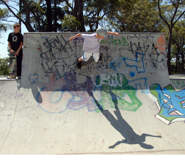 Dylan-Skateboarding2