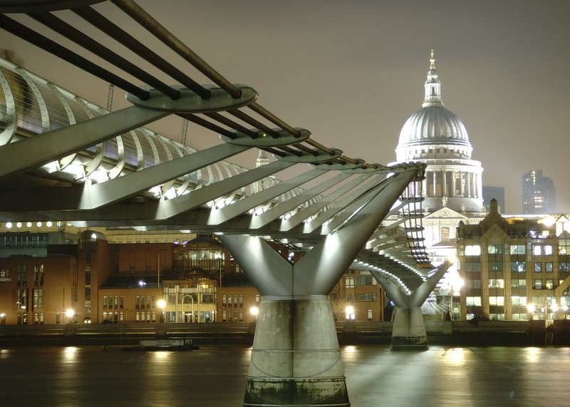St Pauls By Night.JPG
