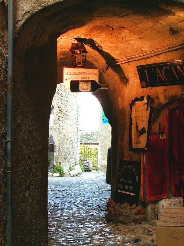 stpaulcaveP1010107.jpg