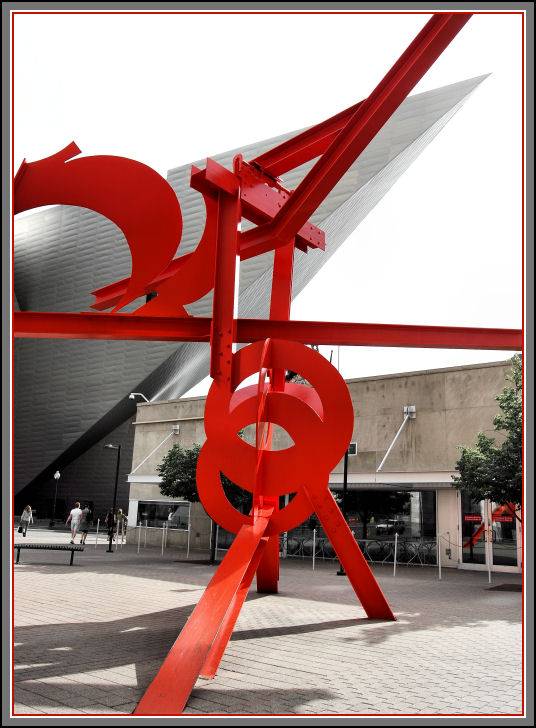 DSC_0097art museum sculpture.jpg