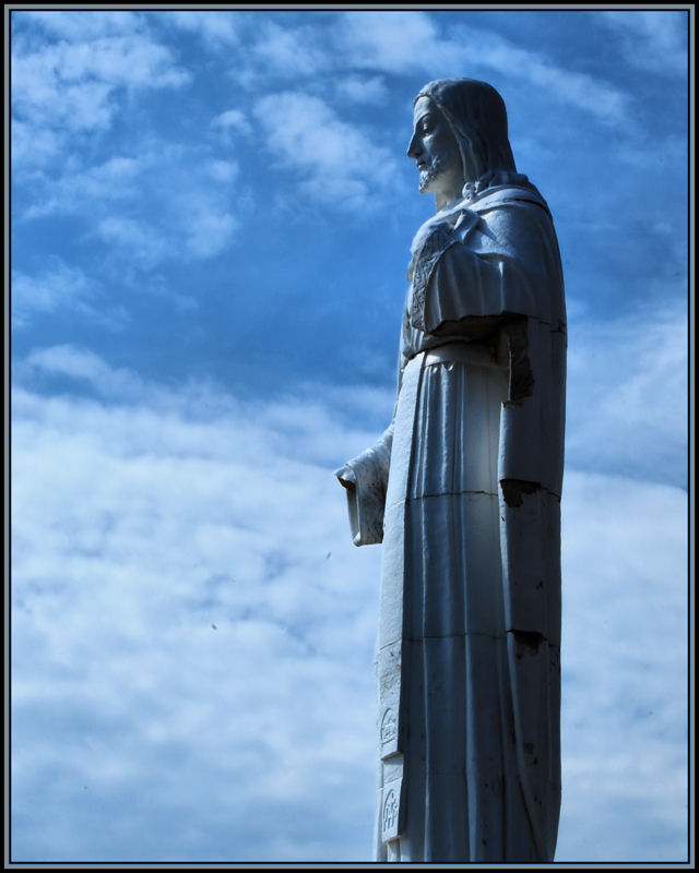 DSC_0008Jesus Sacred Heart  at  Mother  Cabrini Shrine.jpg