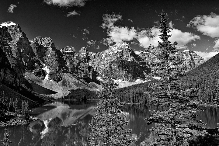 moraine-lake-silver-efex.jpg