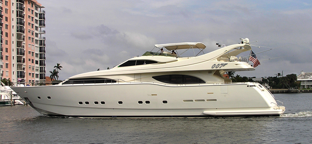 007 Yacht