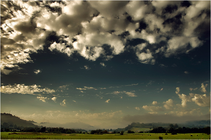 day 19. feb 08 slice of life. more clouds over picton