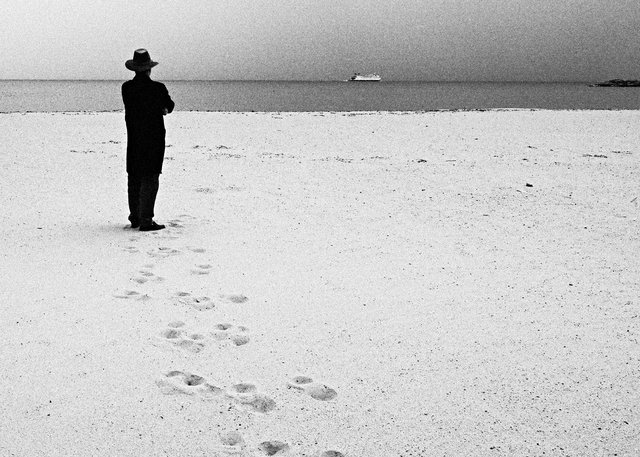 A Cold, Lonely Goodbye