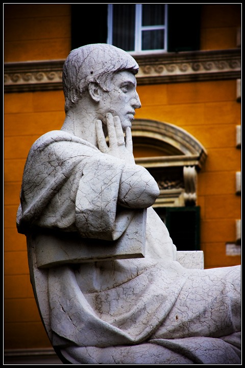 8052-statue.jpg