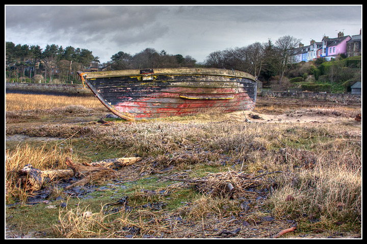 Abandoned boat at Alnmouth