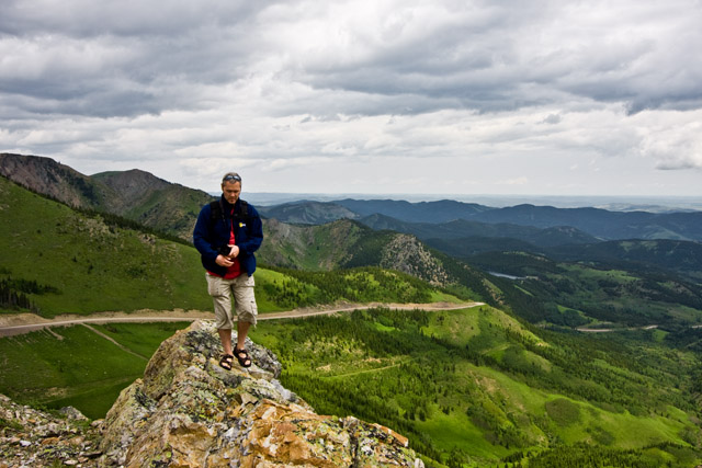 Yanik on the edge