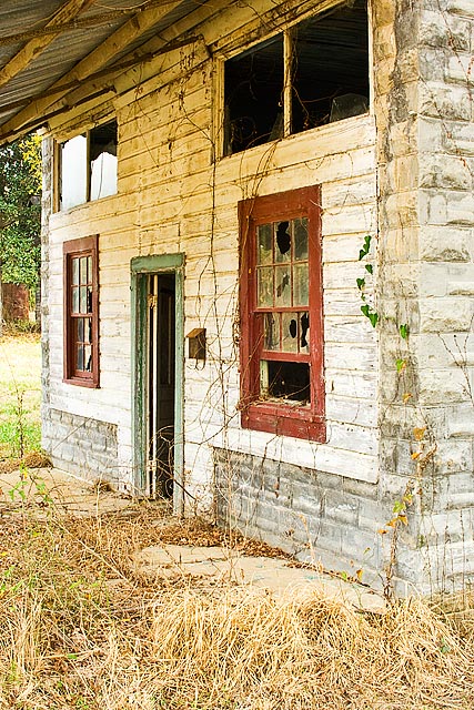 Pinola-Building.jpg