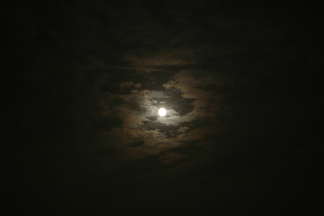 moon3.jpg