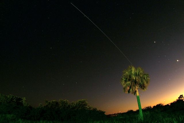 Space Station Fly Over 11 17 08