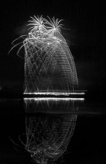 Fountain, B&W