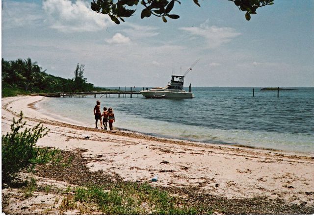 Foot's Cay 85.jpg