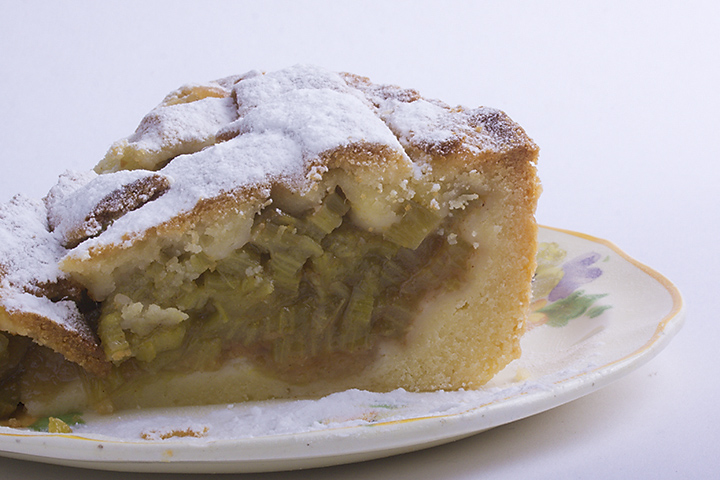 Food 22 - Rhubarb pie
