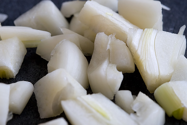 Chopped garlic