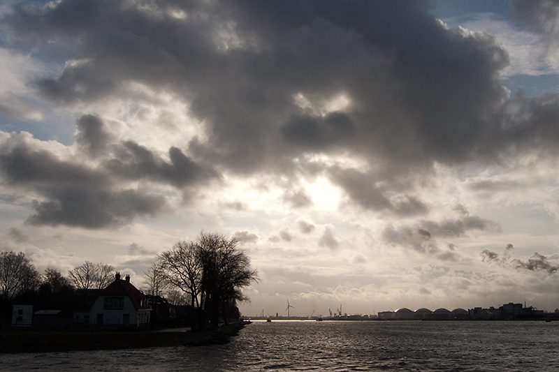 Apr 01 - Light and sky