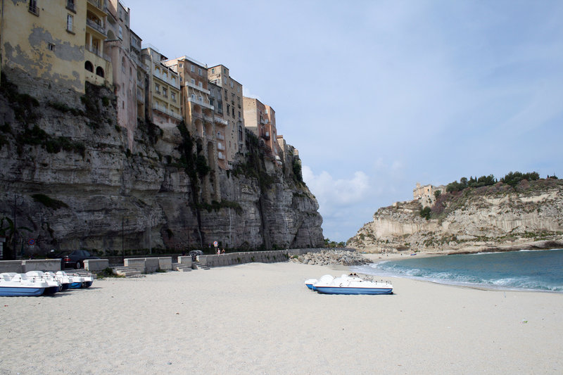 Tropea, 2474 adj.jpg