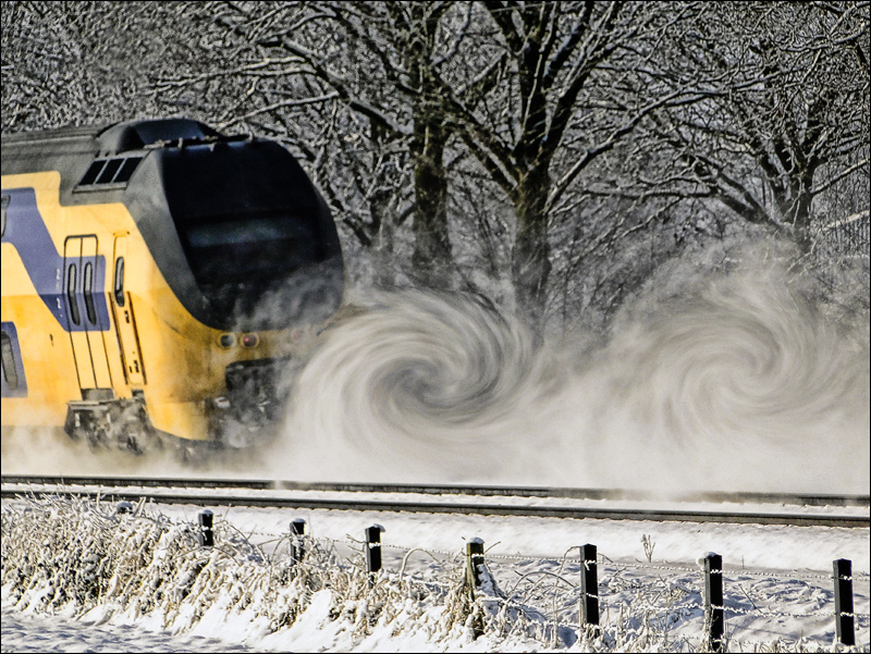 train.jpg