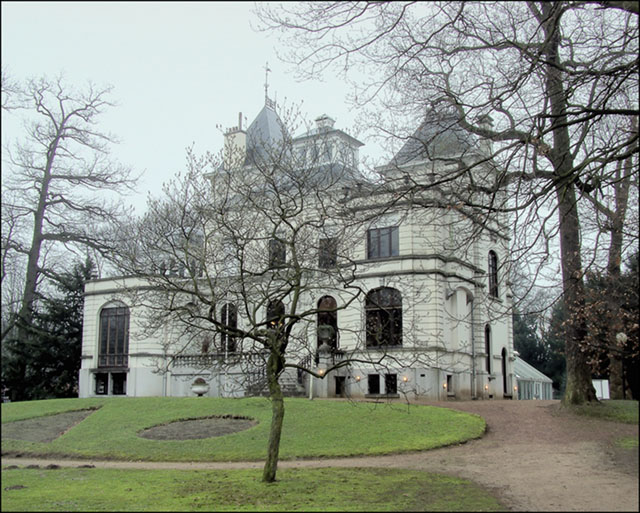 Dreary Morning at the Manor