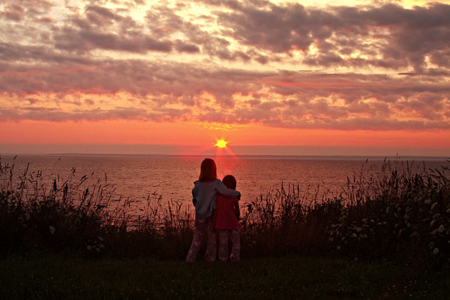 Lauren-and-Kelsey-Sunset.jpg