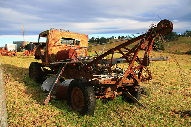Old truck 1.jpg
