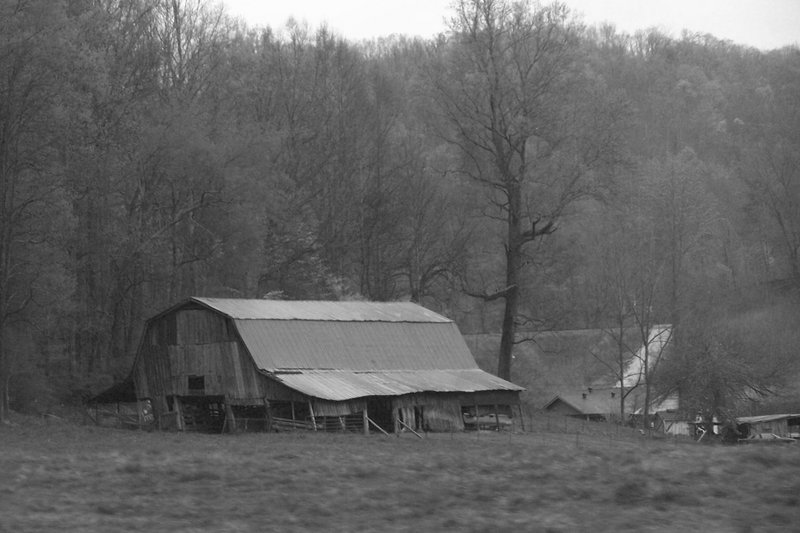 old barn.jpg