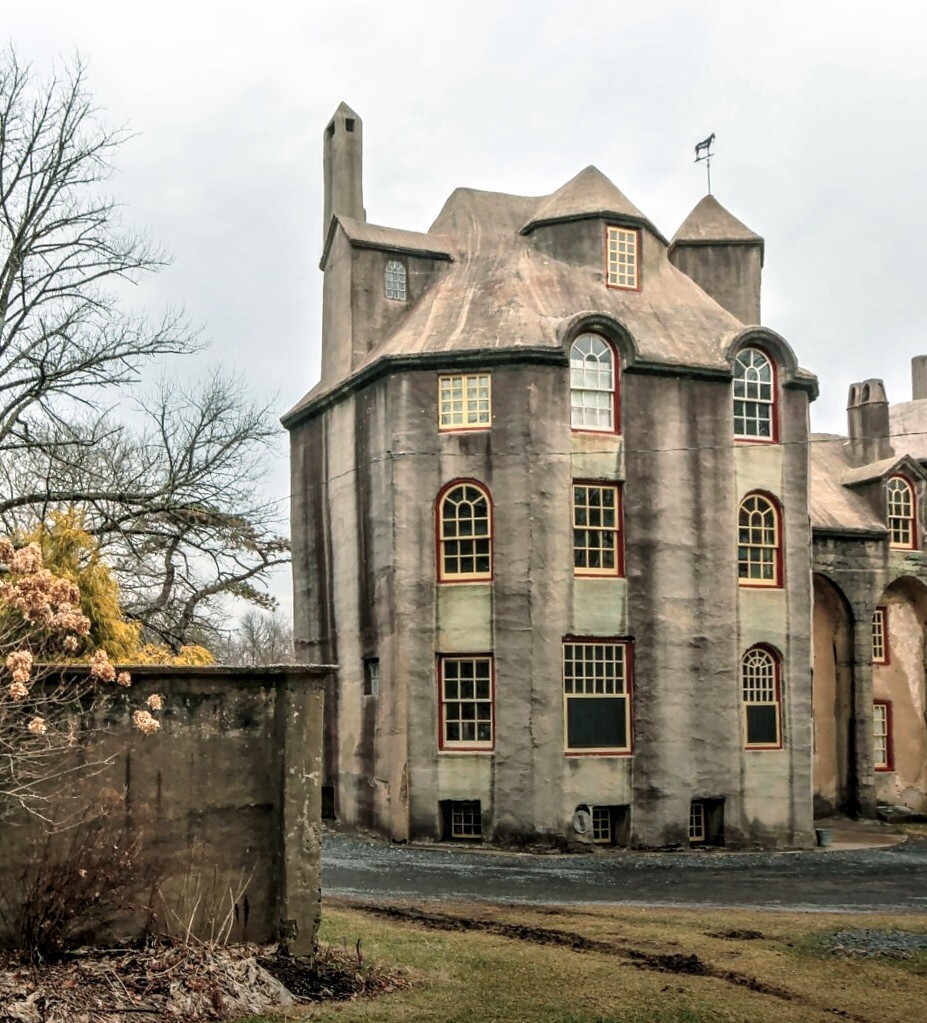 Fonthill Castle
